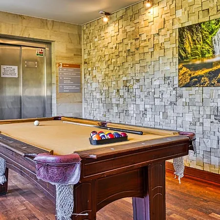 Lola - Najblizej Wyciagu - By Royal Aparts * شكلارسكا بوريبا