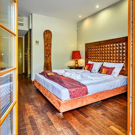 Lola - Najblizej Wyciagu - By Royal Aparts * شكلارسكا بوريبا