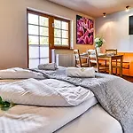 Apartmán Lola - Najblizej Wyciagu - By Royal Aparts Sklářská Poruba