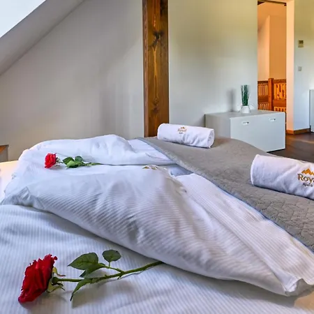 Lola - Najblizej Wyciagu - By Royal Aparts * 斯克拉斯卡波伦巴