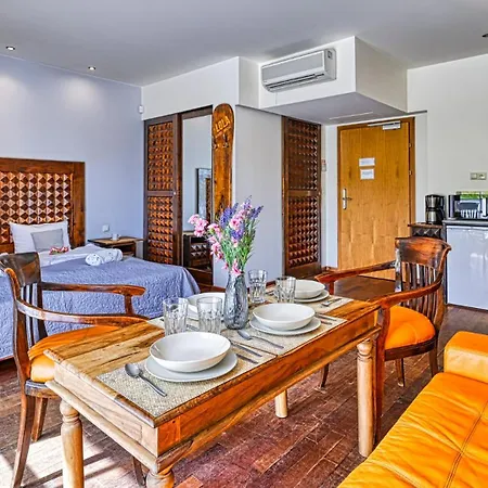 Lola - Najblizej Wyciagu - By Royal Aparts